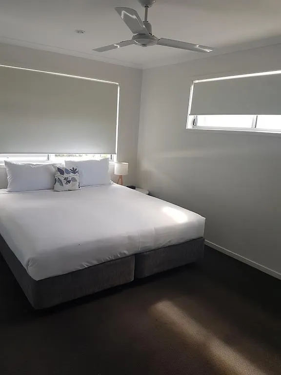 Direct Collective - Breeze On Brightwater Aparthotel Mooloolaba